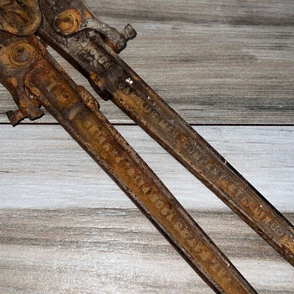 VINTAGE CAROLUS No. 14 BOLT CUTTER STERLING ILLINOIS Pat May 23, 1905 - Picture 3 of 10